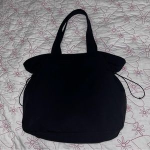 LULULEMON SIDE-CINCH SHOPPER 18L